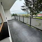 Lesna 6, Apartmán *