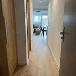Lesna 6, Apartmán *