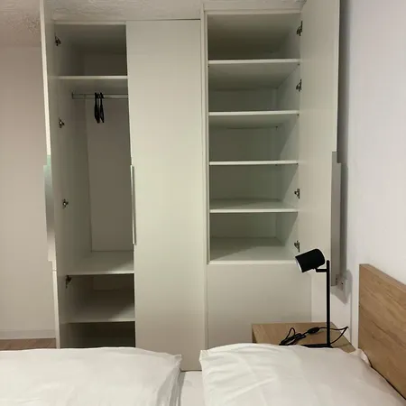 Lesna 6, * Bajmóc