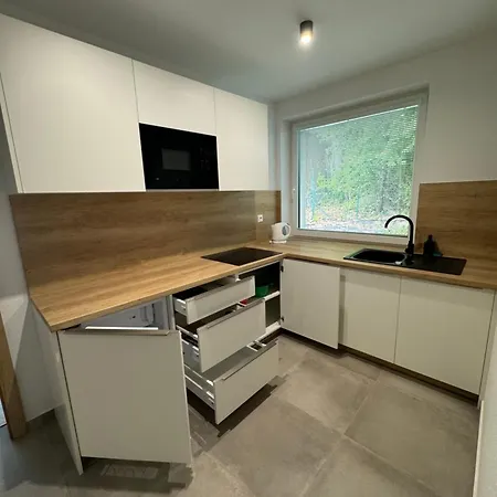 Apartman Lesna 6, Bajmóc